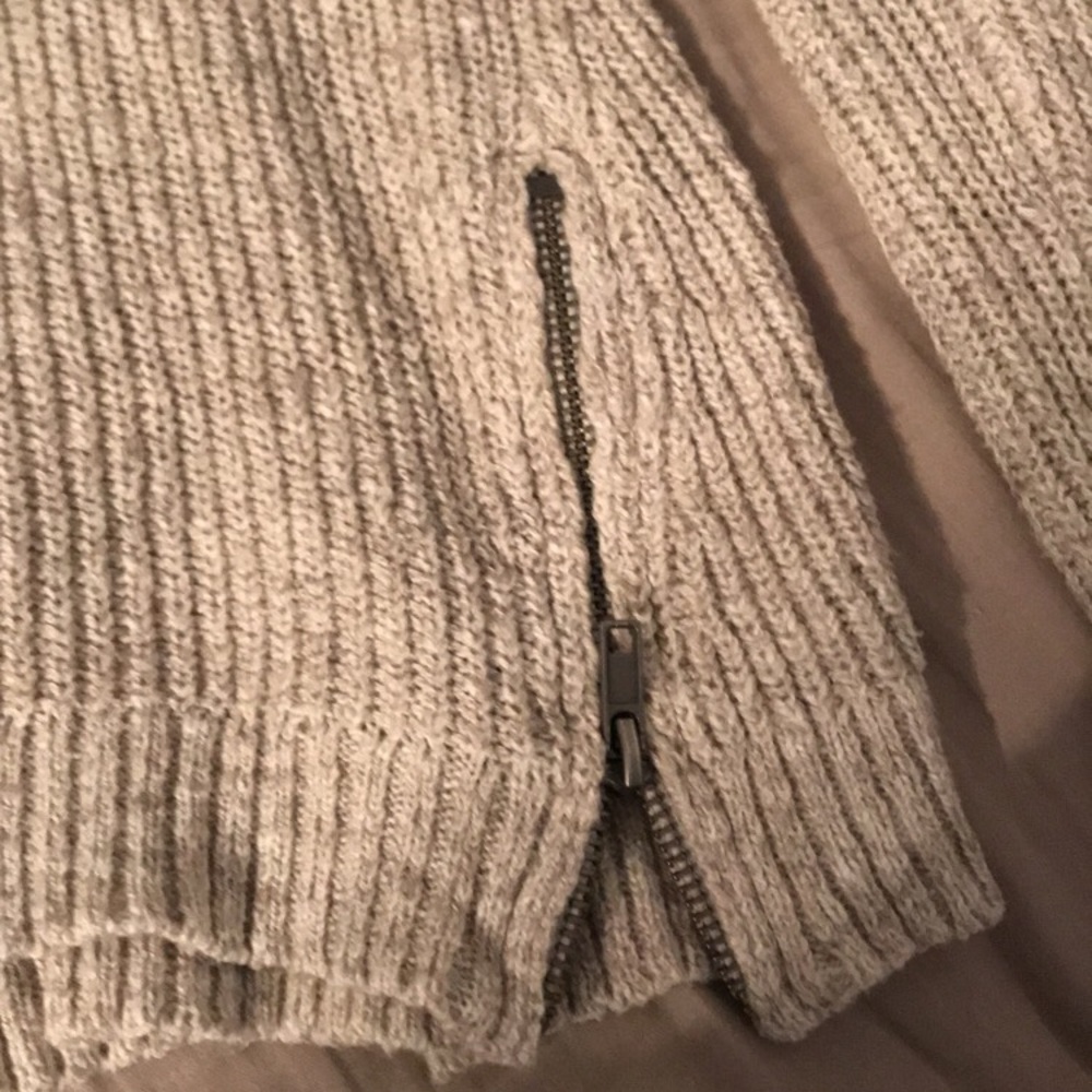 Sweater - Picture 2 of 3